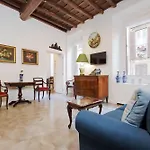 Luxury Apartment In Rione Monti