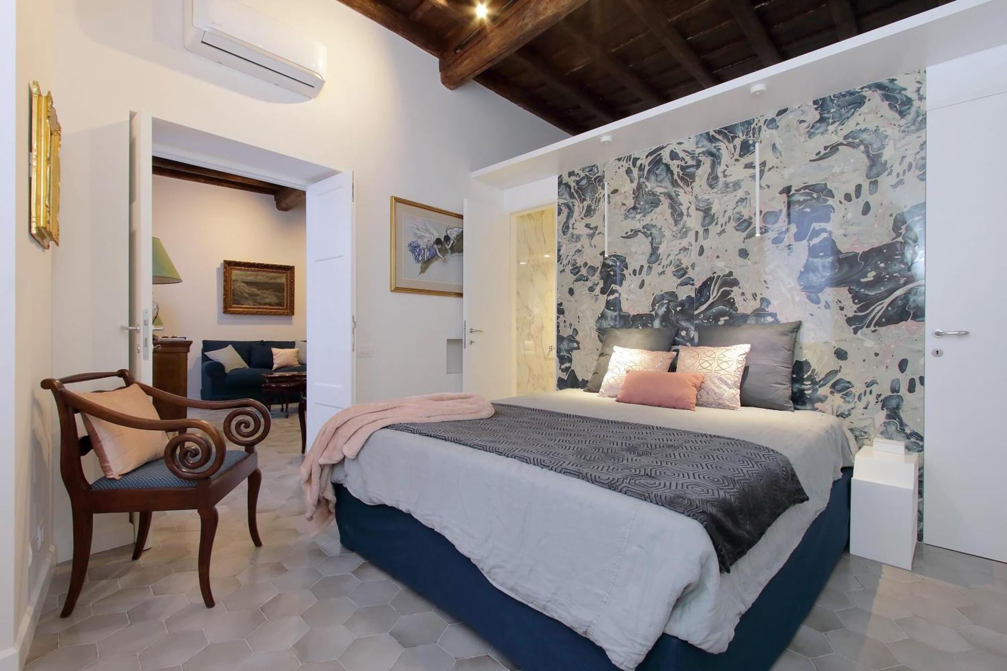 Apartment Luxury In Rione Monti